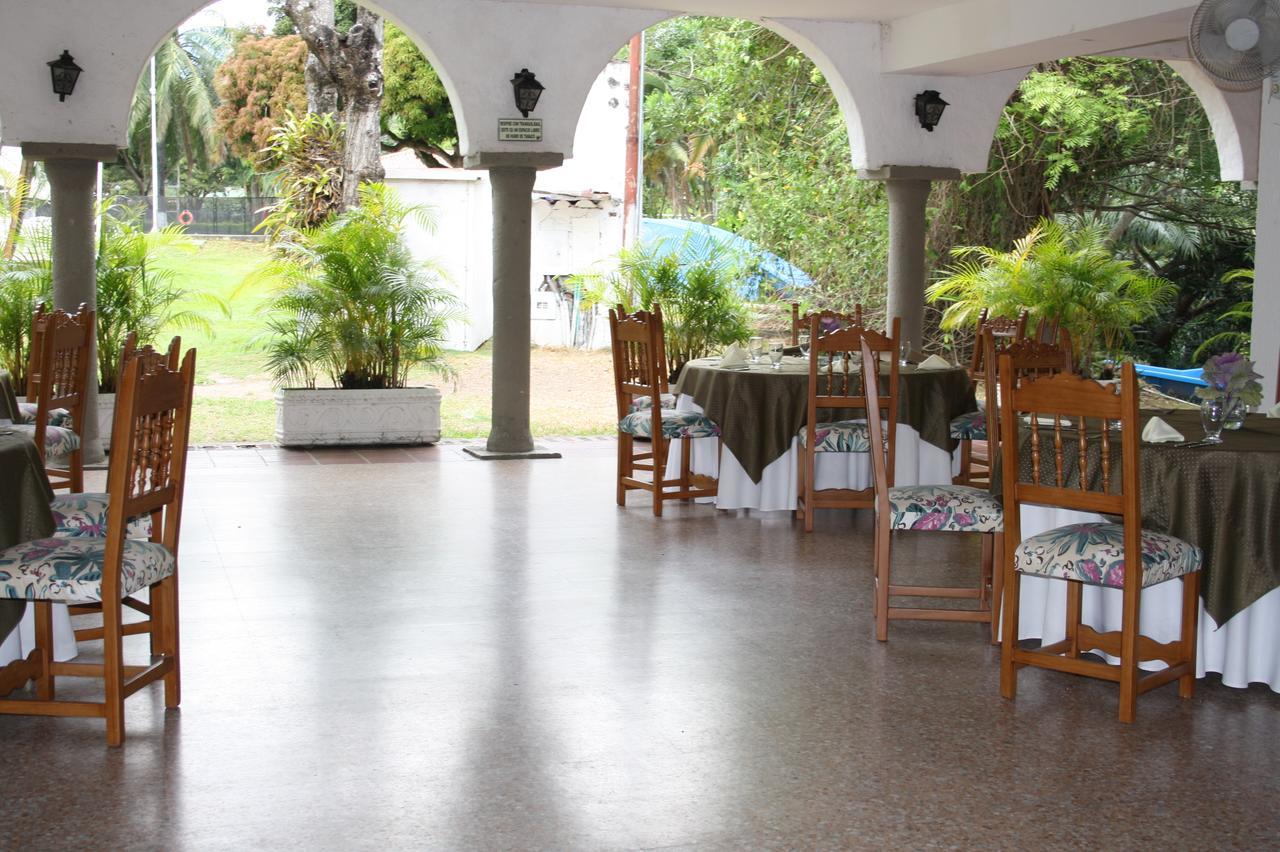 Hotel Club Campestre De Neiva Neiva  Zewnętrze zdjęcie